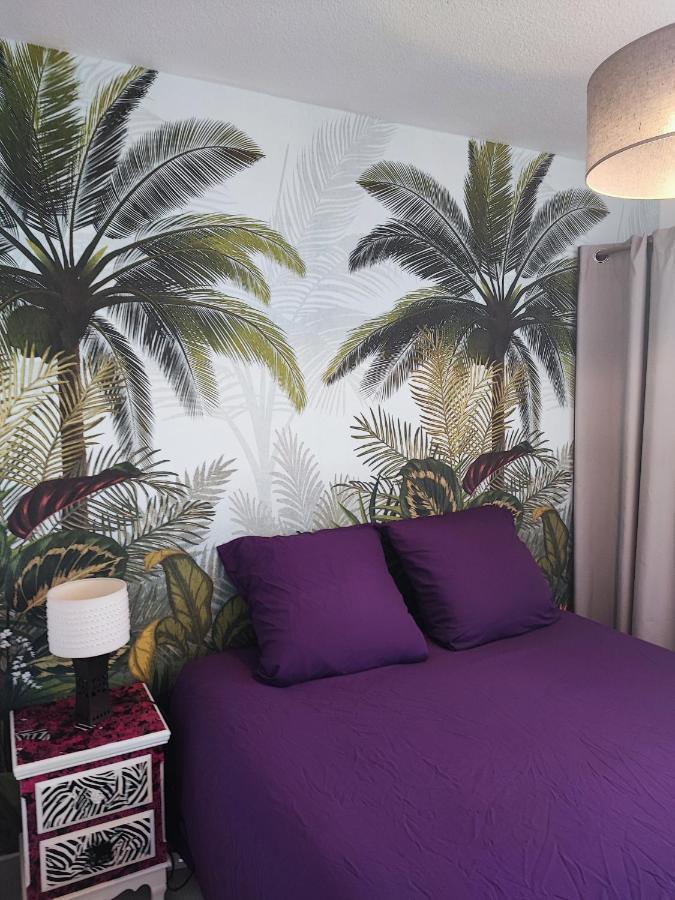 La Perle Marine: Cozy Beachside With Marina View Apartment